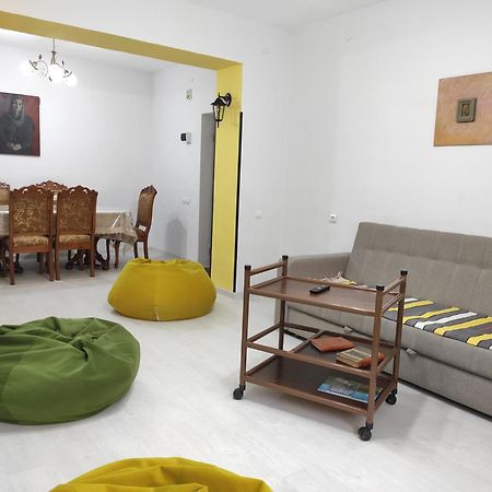 Ners Guest House Gyumri Extérieur photo